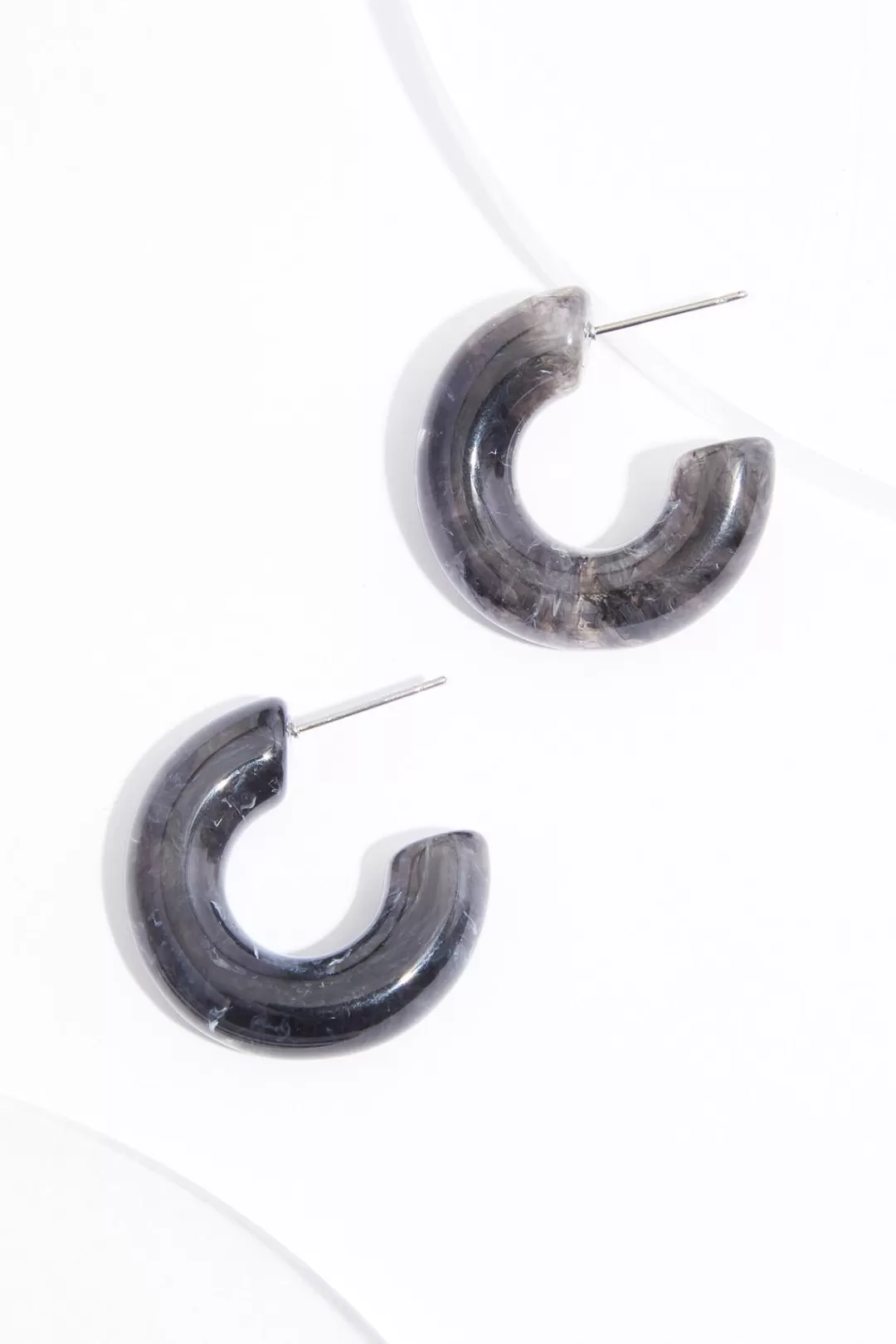 Cato Earrings | Open Hoop Earrings